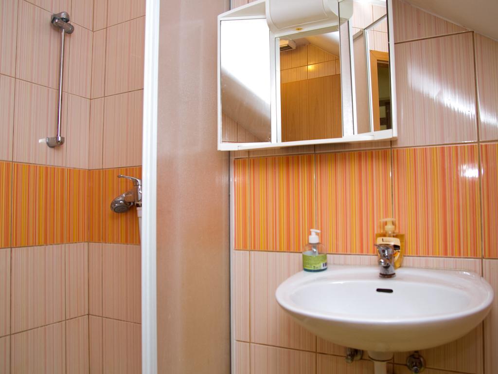 Guest House Pri Treh Lipah พทุย ภายนอก รูปภาพ